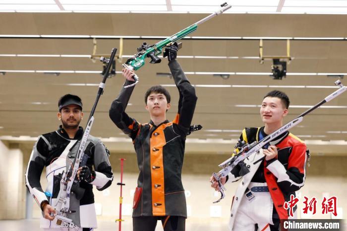 中印争夺射击金牌 中国射击队三破亚运会纪录