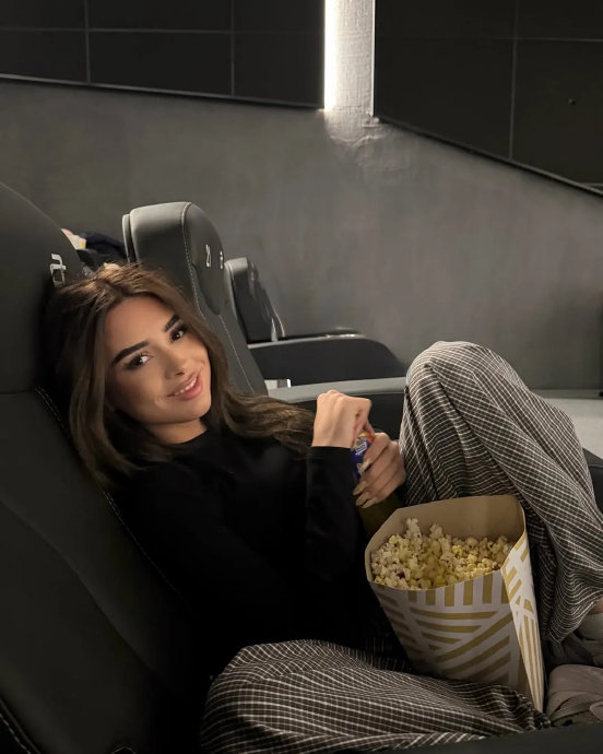 加纳乔公开新女友身份 确认恋情曝光