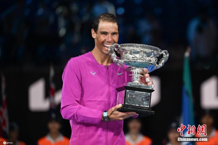 纳达尔宣布退出法网或告别网坛 36岁坦言身体状