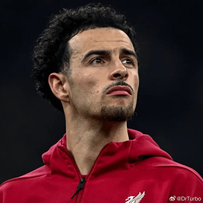 国米夏季或签下琼斯 重建中场引利物浦关注